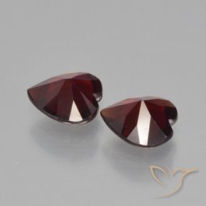 Shop natural 1.52ct Rouge noirâtre Grenat pyrope gems, Cœur, from Mozambique at GemSelect. In stock, global shipping!