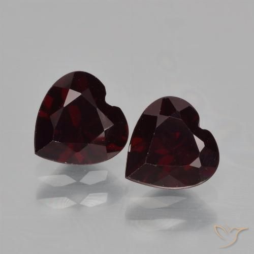 Achetez naturel 1.83ct Rouge foncé Grenat pyrope gems, Forme de coeur, En provenance Mozambique chez GemSelect. En stock, livraison internationale!
