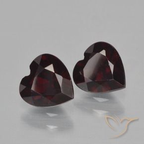 Achetez naturel 1.83ct Rouge foncé Grenat pyrope gems, Forme de coeur, En provenance Mozambique chez GemSelect. En stock, livraison internationale!