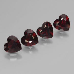 Achetez naturel 3.12ct Rouge noirâtre Grenat pyrope gems, Forme de coeur, En provenance Mozambique chez GemSelect. En stock, livraison internationale!