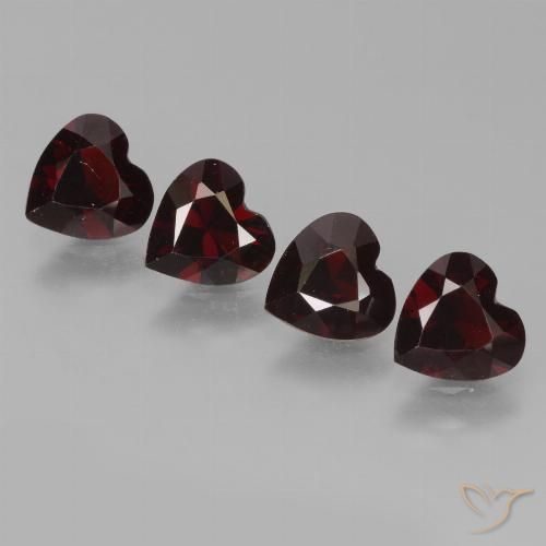 Achetez naturel 2.98ct Rouge foncé Grenat pyrope gems, Forme de coeur, En provenance Mozambique chez GemSelect. En stock, livraison internationale!