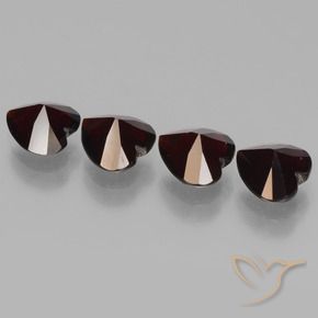 Shop natural 3.74ct Rouge noirâtre Grenat pyrope gems, Cœur, from Mozambique at GemSelect. In stock, global shipping!