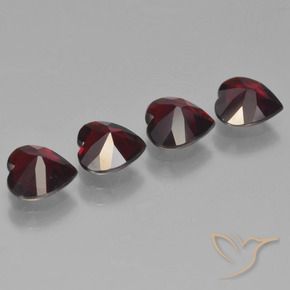 Shop natural 3.17ct Rouge foncé Grenat pyrope gems, Cœur, from Mozambique at GemSelect. In stock, global shipping!