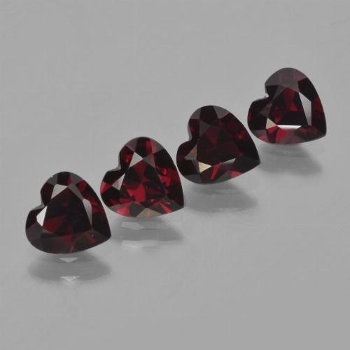 Achetez naturel 3.02ct Rouge noirâtre Grenat pyrope gems, Forme de coeur, En provenance Mozambique chez GemSelect. En stock, livraison internationale!