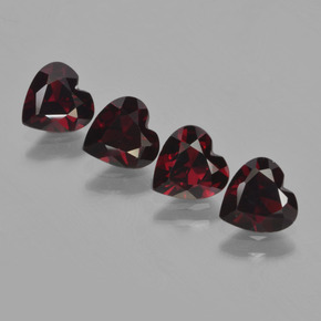 Achetez naturel 3.02ct Rouge noirâtre Grenat pyrope gems, Forme de coeur, En provenance Mozambique chez GemSelect. En stock, livraison internationale!