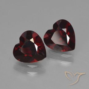 Shop natural 1.78ct Rouge foncé Grenat pyrope gems, Cœur, from Mozambique at GemSelect. In stock, global shipping!