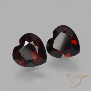 Shop natural 1.74ct Rouge noirâtre Grenat pyrope gems, Cœur, from Mozambique at GemSelect. In stock, global shipping!