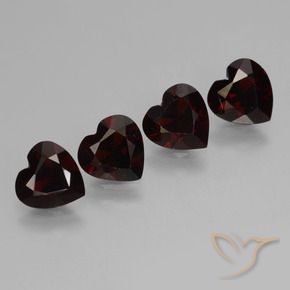 Shop natural 2.88ct Rouge noirâtre Grenat pyrope gems, Cœur, from Mozambique at GemSelect. In stock, global shipping!
