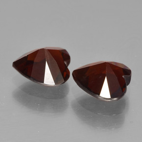 Achetez naturel 1.67ct Rouge noirâtre Grenat pyrope gems, Forme de coeur, En provenance Mozambique chez GemSelect. En stock, livraison internationale!
