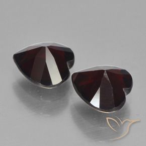 Shop natural 1.82ct Rouge foncé Grenat pyrope gems, Cœur, from Mozambique at GemSelect. In stock, global shipping!
