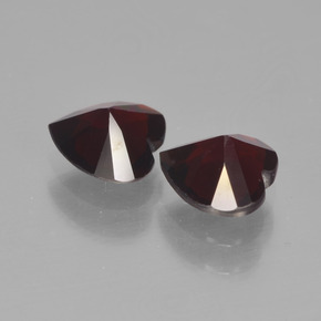 Achetez naturel 1.69ct Rouge foncé Grenat pyrope gems, Forme de coeur, En provenance Mozambique chez GemSelect. En stock, livraison internationale!