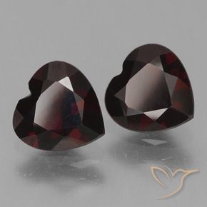 Shop natural 1.70ct Rouge foncé Grenat pyrope gems, Cœur, from Mozambique at GemSelect. In stock, global shipping!