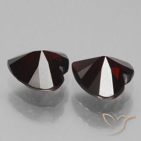 Shop natural 1.75ct Rouge foncé Grenat pyrope gems, Cœur, from Mozambique at GemSelect. In stock, global shipping!