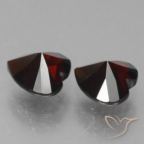 Shop natural 1.95ct Rouge foncé Grenat pyrope gems, Cœur, from Mozambique at GemSelect. In stock, global shipping!