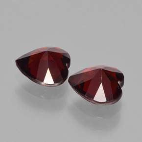 Achetez naturel 1.70ct Rouge foncé Grenat pyrope gems, Forme de coeur, En provenance Mozambique chez GemSelect. En stock, livraison internationale!