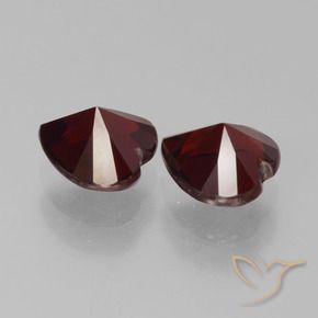 Shop natural 1.95ct Rouge noirâtre Grenat pyrope gems, Cœur, from Mozambique at GemSelect. In stock, global shipping!