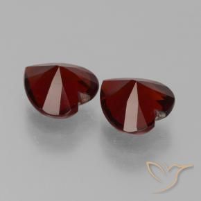 Achetez naturel 1.86ct Rouge sang profond Grenat pyrope gems, Forme de coeur, En provenance Mozambique chez GemSelect. En stock, livraison internationale!
