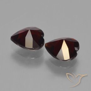 Shop natural 1.63ct Rouge noirâtre Grenat pyrope gems, Cœur, from Mozambique at GemSelect. In stock, global shipping!