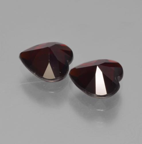 Achetez naturel 1.65ct Rouge foncé Grenat pyrope gems, Forme de coeur, En provenance Mozambique chez GemSelect. En stock, livraison internationale!
