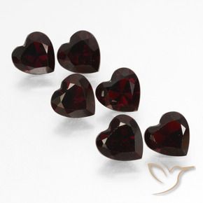 Shop natural 5.18ct Rouge noirâtre Grenat pyrope gems, Cœur, from Mozambique at GemSelect. In stock, global shipping!