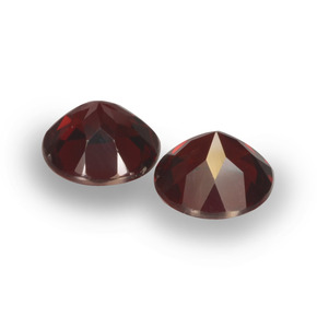 Achetez naturel ct rouge grenat pyrope gems, coupe roude, en provenance mozambique chez gemselect. en stock, livraison internationale!