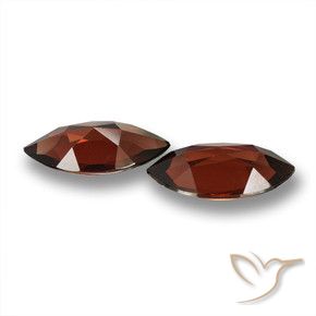 Shop natural 3.52ct Rouge merlot Grenat pyrope gems, Marquise, from Mozambique at GemSelect. In stock, global shipping!