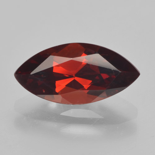 Grenat pyrope rouge naturelle marquise, 2,06 ct, VVS-VS
