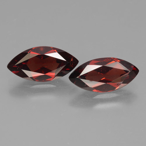 Achetez naturel 4.04ct Rouge sang profond Grenat pyrope gems, Marquise, En provenance Mozambique chez GemSelect. En stock, livraison internationale!