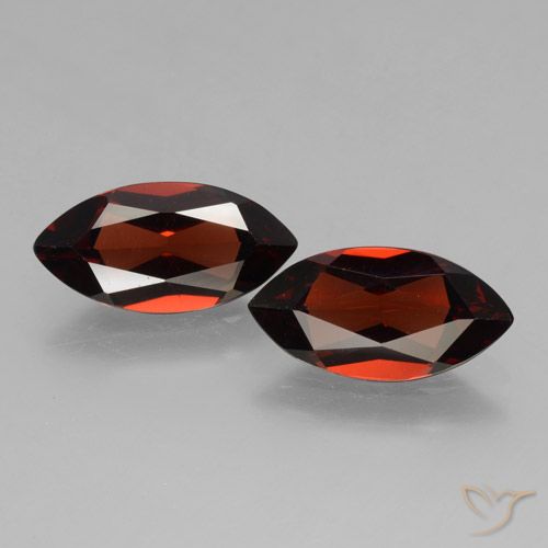 3.88ctw Naturel Rouge Sangria Grenat pyrope, Marquise, VVS-VS