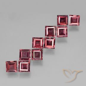 Shop natural 3.83ct Rouge foncé Grenat pyrope gems, Carré, from Mozambique at GemSelect. In stock, global shipping!