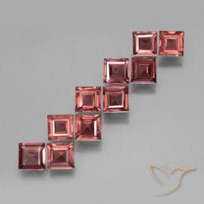 Shop natural 3.65ct Rouge léger Grenat pyrope gems, Carré, from Mozambique at GemSelect. In stock, global shipping!