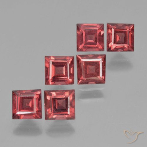 2.72ctw Naturel Rouge foncé Grenat pyrope, Carré, VS