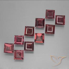 Shop natural 3.98ct Rouge foncé Grenat pyrope gems, Carré, from Mozambique at GemSelect. In stock, global shipping!