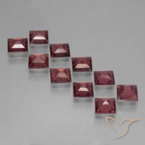 Shop natural 3.98ct Rouge foncé Grenat pyrope gems, Carré, from Mozambique at GemSelect. In stock, global shipping!