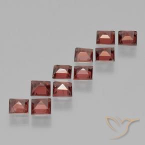 Shop natural 5.01ct Rouge moyen-foncé Grenat pyrope gems, Carré, from Mozambique at GemSelect. In stock, global shipping!