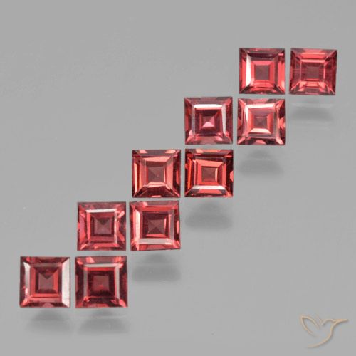 4.20ctw Naturel Rouge moyen Grenat pyrope, Carré, VS
