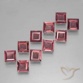 Shop natural 3.41ct Rouge Rosâtre Grenat pyrope gems, Carré, from Mozambique at GemSelect. In stock, global shipping!