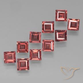 Shop natural 3.70ct Rouge foncé Grenat pyrope gems, Carré, from Mozambique at GemSelect. In stock, global shipping!