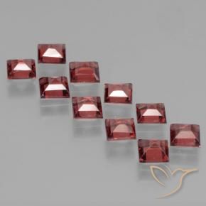 Shop natural 3.70ct Rouge foncé Grenat pyrope gems, Carré, from Mozambique at GemSelect. In stock, global shipping!