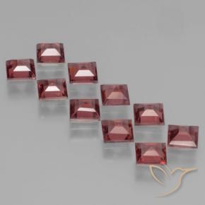 Shop natural 3.77ct Rouge merlot Grenat pyrope gems, Carré, from Mozambique at GemSelect. In stock, global shipping!
