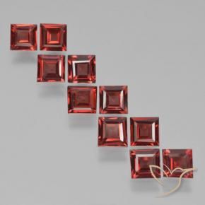 Shop natural 3.70ct Rouge foncé Grenat pyrope gems, Carré, from Mozambique at GemSelect. In stock, global shipping!