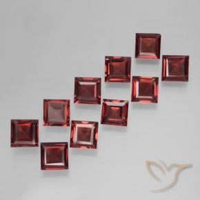 Shop natural 3.79ct Rouge foncé Grenat pyrope gems, Carré, from Mozambique at GemSelect. In stock, global shipping!