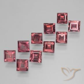 Shop natural 4.24ct Rouge foncé Grenat pyrope gems, Carré, from Mozambique at GemSelect. In stock, global shipping!