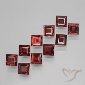 Shop natural 3.98ct Rouge foncé Grenat pyrope gems, Carré, from Mozambique at GemSelect. In stock, global shipping!