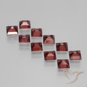 Shop natural 3.98ct Rouge foncé Grenat pyrope gems, Carré, from Mozambique at GemSelect. In stock, global shipping!