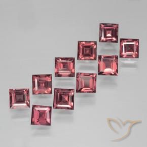 Shop natural 4.17ct Rouge foncé Grenat pyrope gems, Carré, from Mozambique at GemSelect. In stock, global shipping!