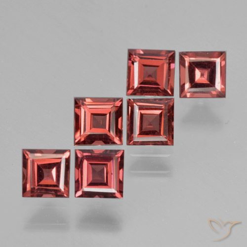 2.54ctw Naturel Rouge moyen Grenat pyrope, Carré, VS