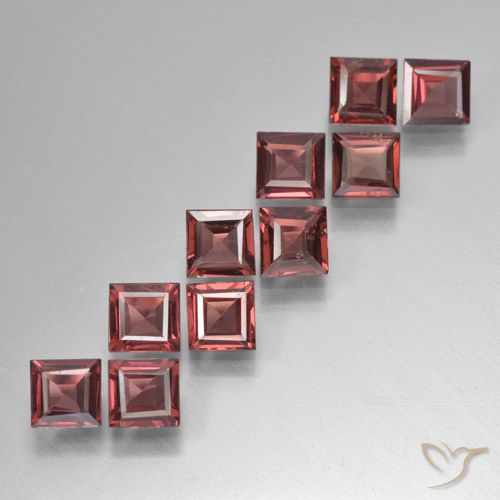 3.38ctw Naturel Rouge moyen-foncé Grenat pyrope, Carré, VS