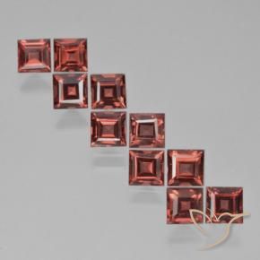 Shop natural 4.00ct Baies rouge profond Grenat pyrope gems, Carré, from Mozambique at GemSelect. In stock, global shipping!