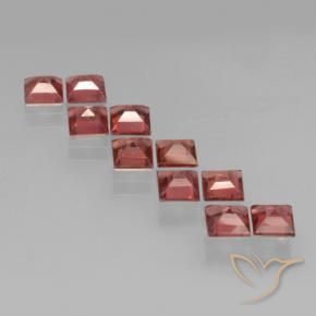 Shop natural 4.14ct Rose rouge Grenat pyrope gems, Carré, from Mozambique at GemSelect. In stock, global shipping!